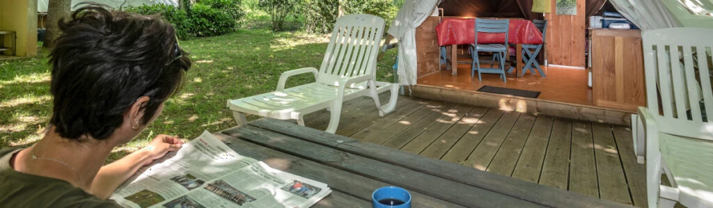 Sistemazioni insolite: tende tipi, baita per escursionisti, POD presso il Camping Le Site de Castelbouc nelle Gole del Tarn