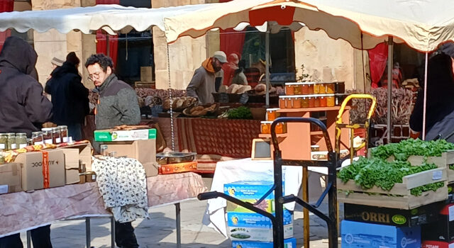 Découvrir la gastronomie lozérienne près du Camping Le Site de Castelbouc.