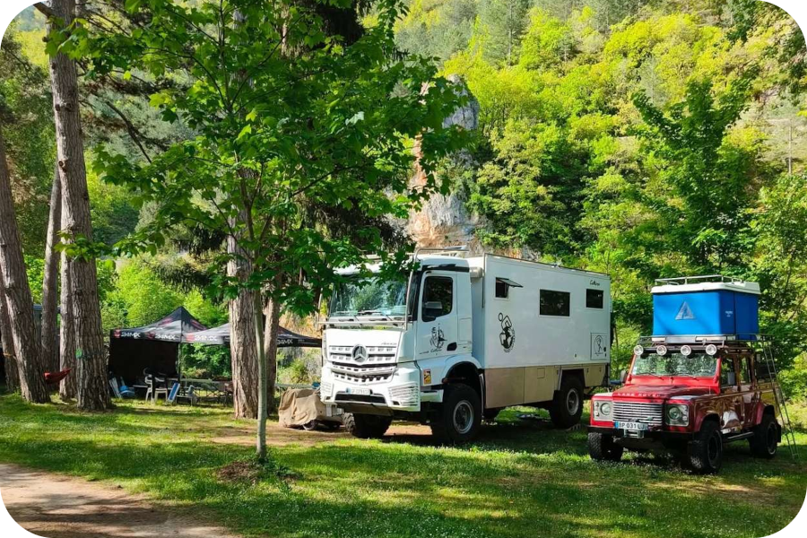 Camping Le Site de Castelbouc - Ställplatser