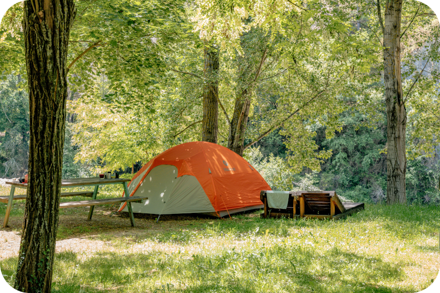 Camping Le Site de Castelbouc - Ställplatser