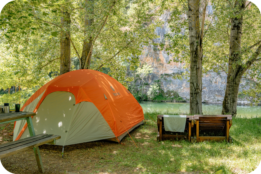 Camping Le Site de Castelbouc - Ställplatser