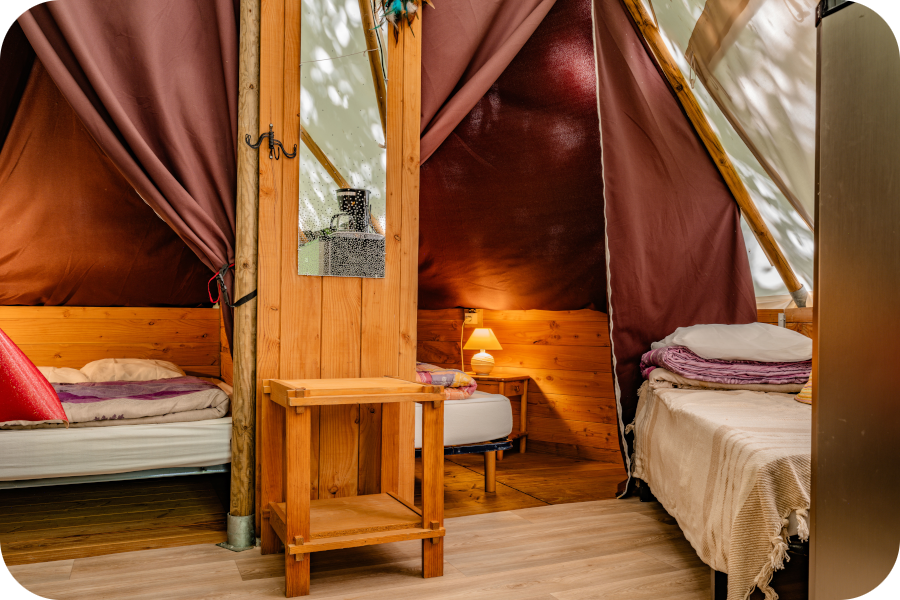 Camping Le Site de Castelbouc - Tipi