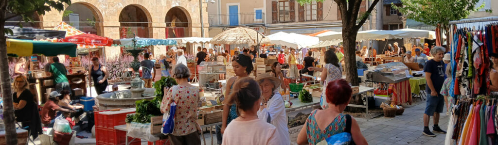 Scoprite la gastronomia della Lozère nei pressi del Camping Le Site de Castelbouc.